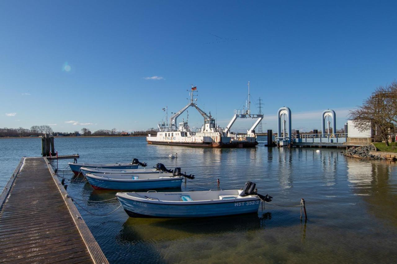 Pension Zur Wittower Faehre Hotel Wiek auf Rügen Exterior foto